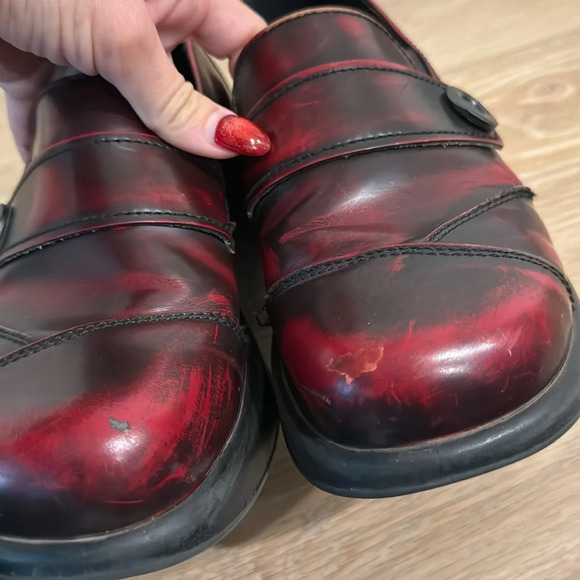 Dansko Karyn Cherry Cabrio Clogs 40 - Picture 4 of 11